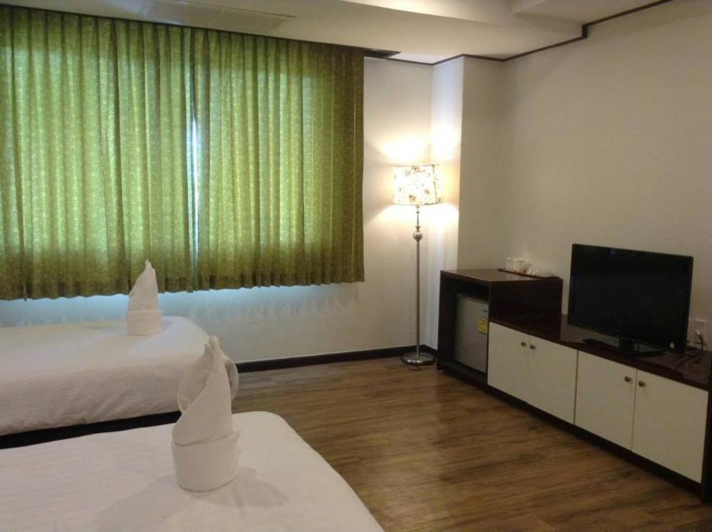 Hotel Kan Kanchanaburi City Room photo