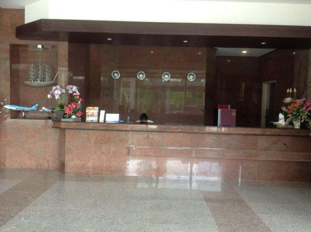 Hotel Kan Kanchanaburi City Exterior photo