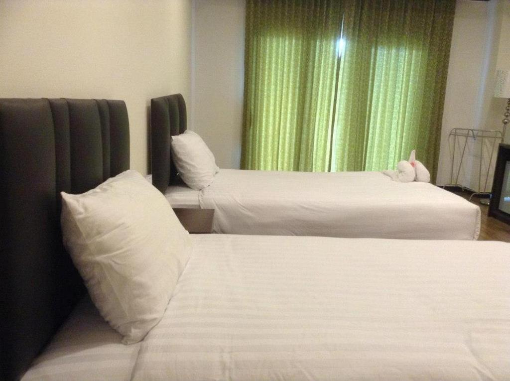 Hotel Kan Kanchanaburi City Room photo